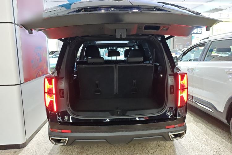 Used GAC Trumpchi GS8 2022 Flagship Series 2.0 TGDI Four-Wheel Drive Luxury Smart Connectivity Version (7 Seats)
