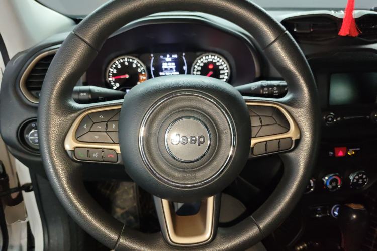 Used  Renegade 2017 180T Automatic High-Energy Version
