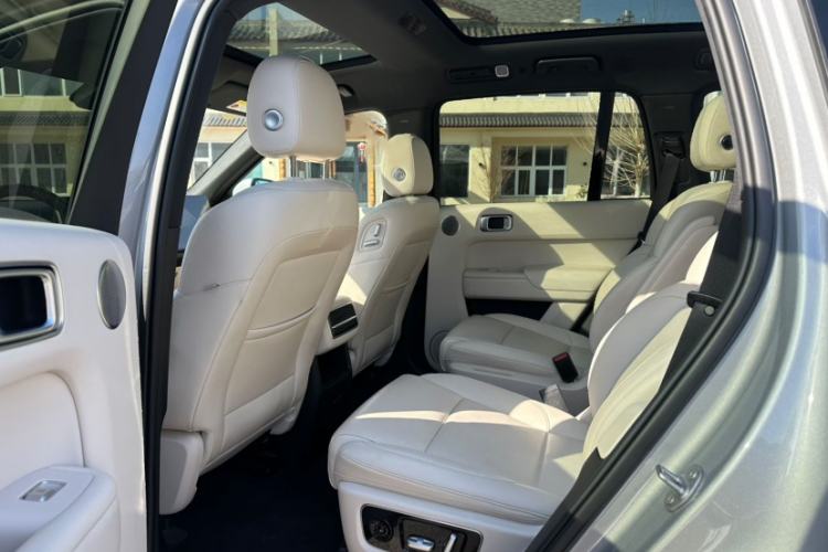 Used Li Auto L8 2023 Pro Model
