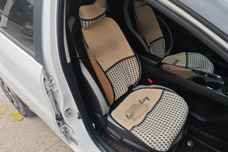 Used SOL E10X 2021 302 km Range Fashion Edition 31.4 kWh