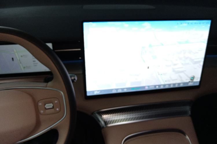 Used XPeng X9 2025 740 Ultra-Long Range Max
