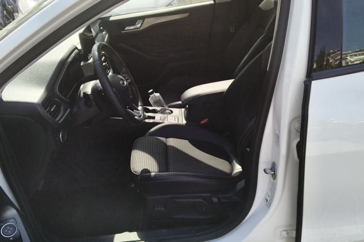 Used Ford Focus 2019 Hatchback EcoBoost 180 Automatic Trendy Model