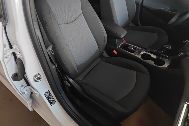 Used Chevrolet Cruze 2018 Revised Version 320 Automatic Pioneer Edition
