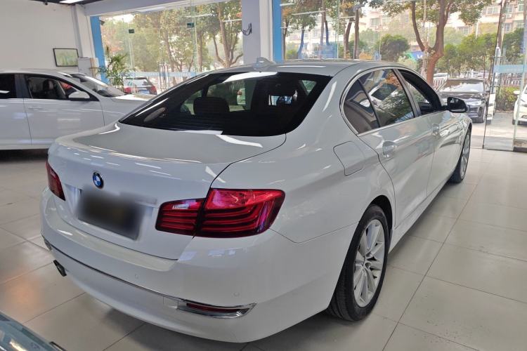 Used BMW 5 Series 2014 528Li Leading Model
