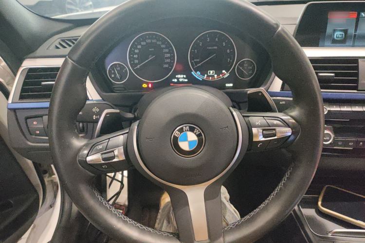 Used BMW 3 Series 2019 320i M Sport Package
