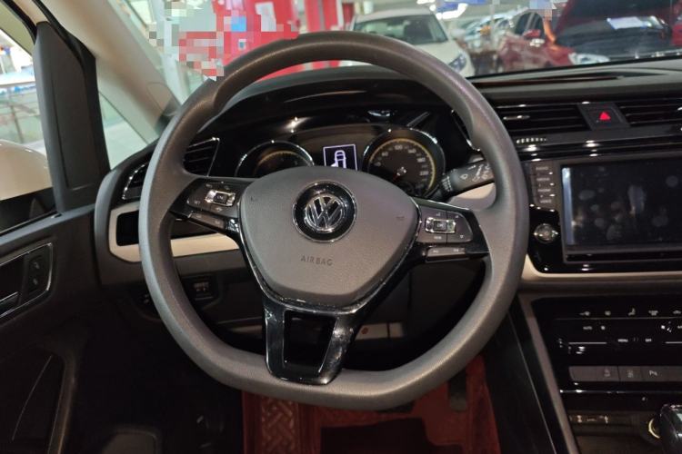 Used Volkswagen Touran 2021 Touran L 280TSI DSG Comfort Edition 7 Seats
