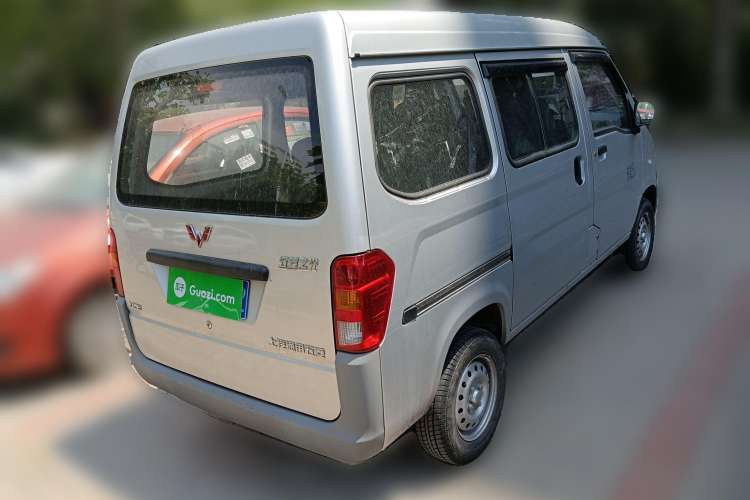 Used Wuling Zhiguang 2020 1.2L Practical Model China VI LSI
