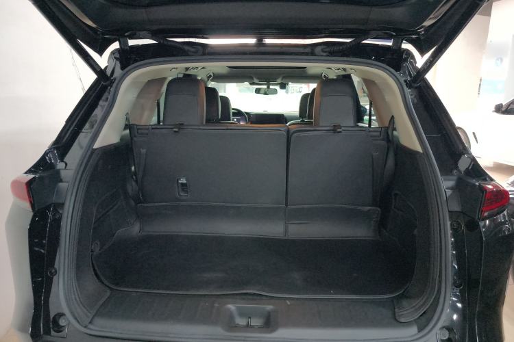 Used Nissan Terra 2024 380 VC-TURBO Two-Wheel Drive Smart Edition 6 Seats