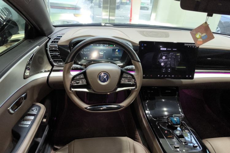 Used BYD Han 2024 EV Glory Edition 506KM Front-Wheel-Drive Premium Model
