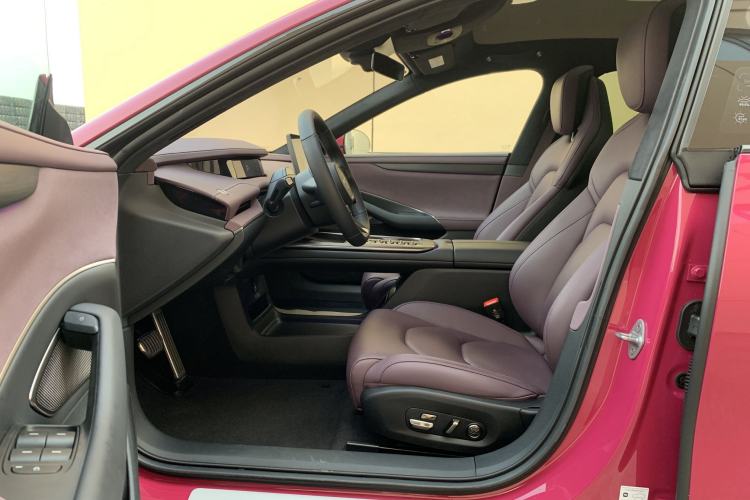 Used  SU7 2024 Four-Wheel Drive Ultra-Long Range Advanced Intelligent Driving Max Edition
