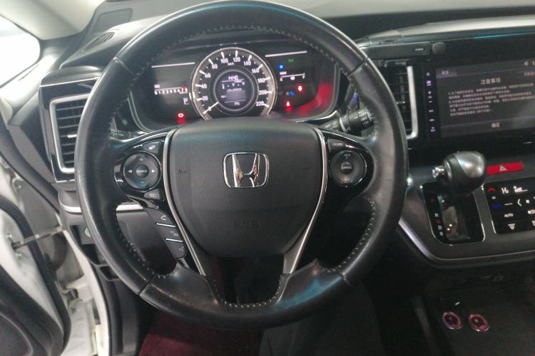 Used Honda Elysion 2016 2.4L Style Edition
