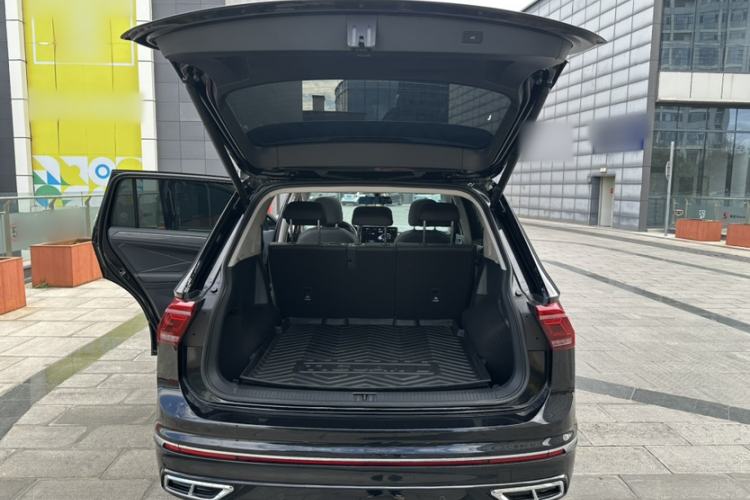 Used Volkswagen Tiguan L 2024 330TSI Automatic Two-Wheel Drive R-Line Enhanced Edition