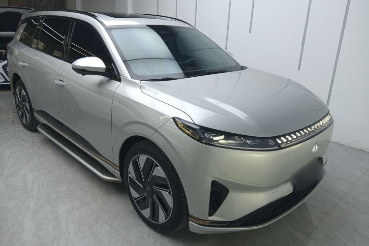 Used  eπ008 2024 210Max Range-Extended Version 6 Seats
