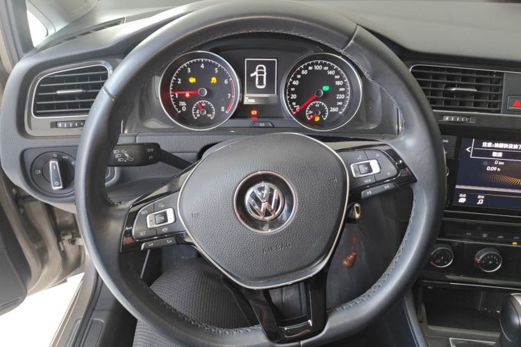 Used Volkswagen Golf 2019 1.6L Automatic Comfort Model China V Standard
