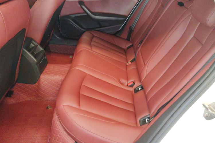 Used Audi A4L 2019 40 TFSI Ambition China VI
