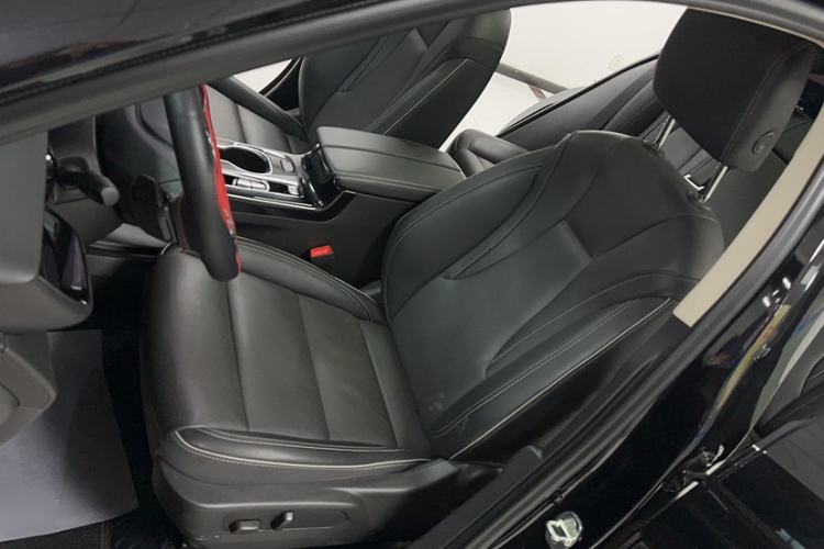 Used Buick Envision 2022 Encore S 552T Two-Wheel-Drive Luxury Model
