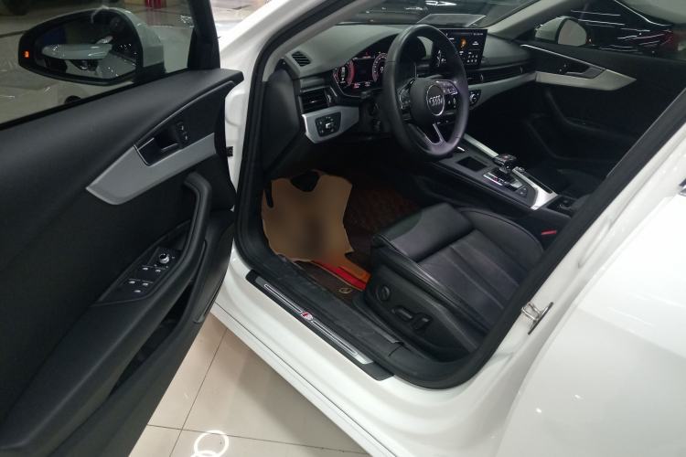 Used Audi A4L 2022 40 TFSI Fashion Dynamic Model