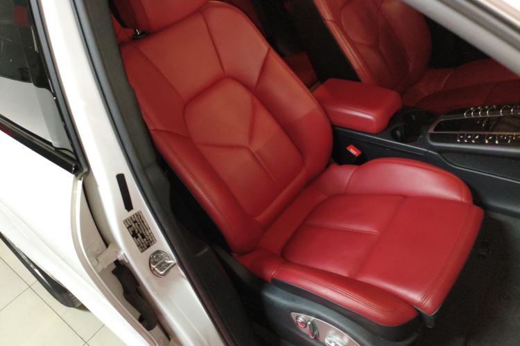 Used Porsche Macan 2021 Macan 2.0T
