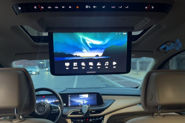 Used Buick GL8 New Energy 2025 Lu Shang Luxury Edition 7-Seater
