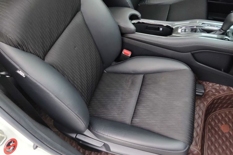 Used Honda Vezel 2020 1.5L CVT Luxury Edition
