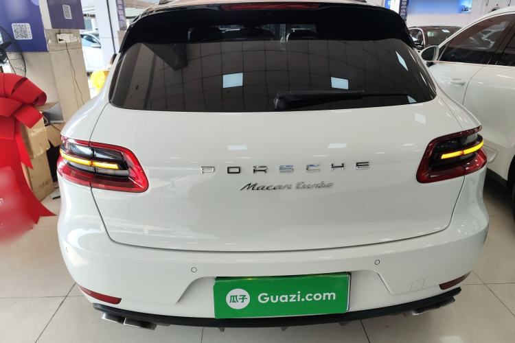 Used Porsche Macan 2016 Macan Turbo 3.6T
