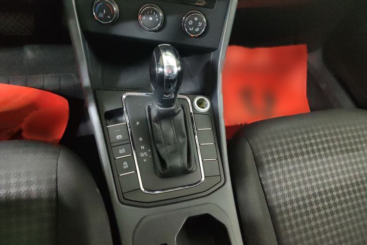 Used Volkswagen Bora 2019 1.5L Automatic Fashion Model