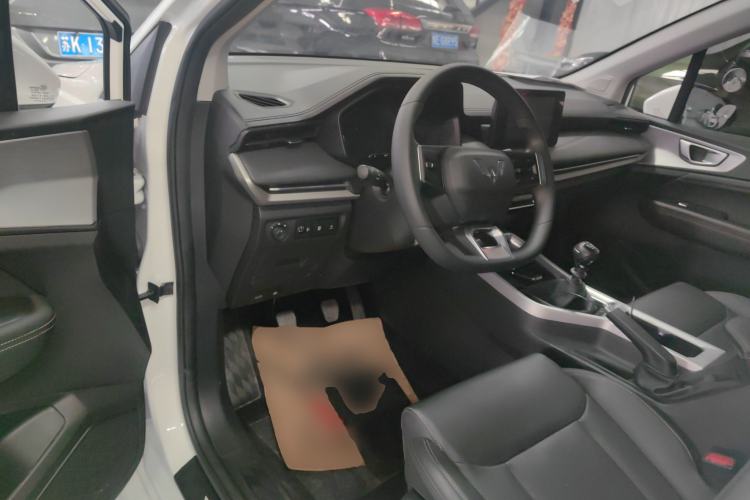 Used Wuling Jiachen 2022 1.5L Manual Comfort Edition
