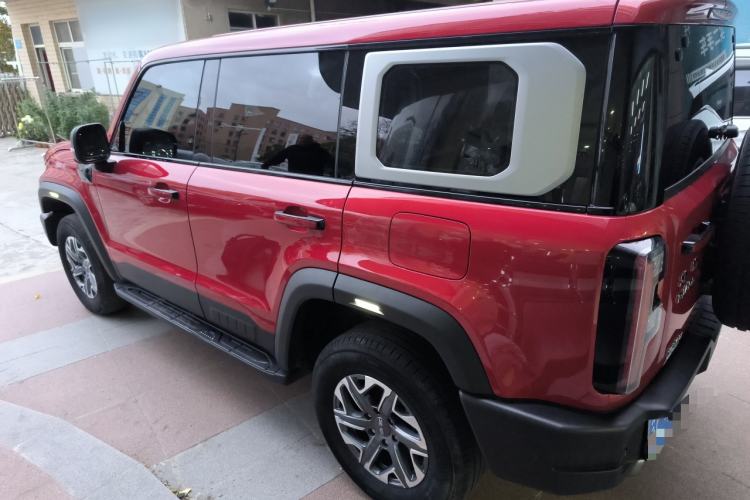 Used  BJ40 2024 2.0T All-New Urban Hunter Edition Chivalrous Style
