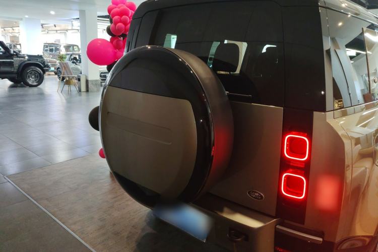 Used Land Rover Defender 2023 Facelift 110 3.0T P400 X-DYNAMIC HSE