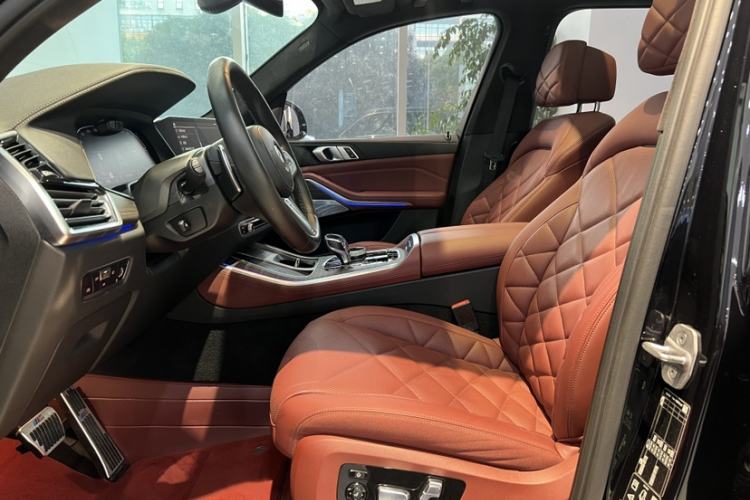 Used BMW X5 2022 Restyled xDrive 40Li Luxury Edition M Sport Package
