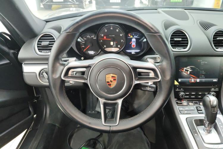 Used Porsche 718 2018 Cayman 2.0T
