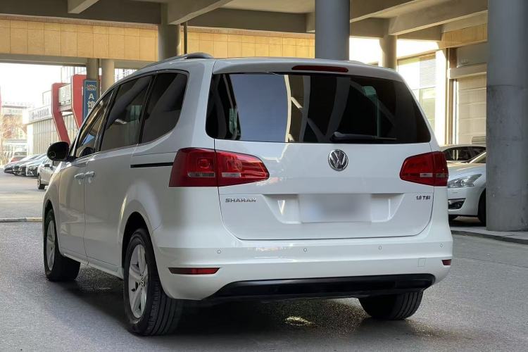 Used Volkswagen Sharan 2015 1.8TSI Comfort Model
