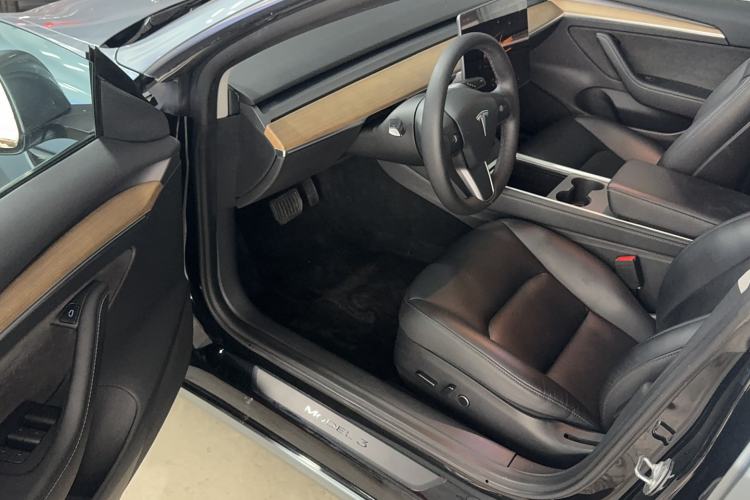Used Tesla Model 3 2022 Rear-Wheel-Drive Version
