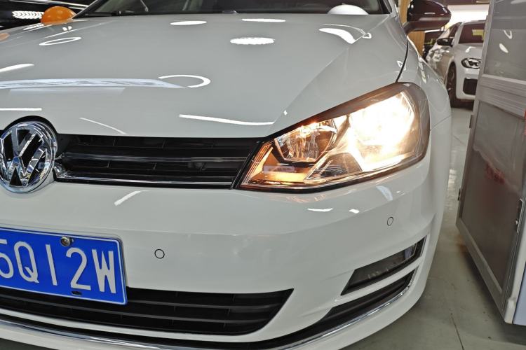 Used Volkswagen Golf 2017 230TSI Automatic Comfort Edition – Celebrating Milestone of One Million Units
