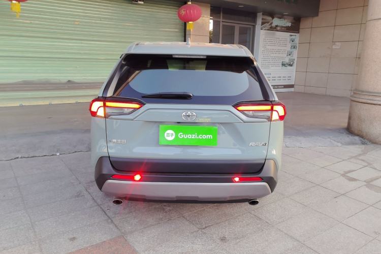 Used Toyota RAV4 2022 2.0L CVT Two-Wheel Drive Fashion Edition
