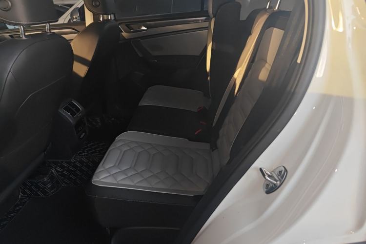 Used Volkswagen Tayron 2023 300TSI Two-Wheel-Drive Luxury Plus Advanced Edition
