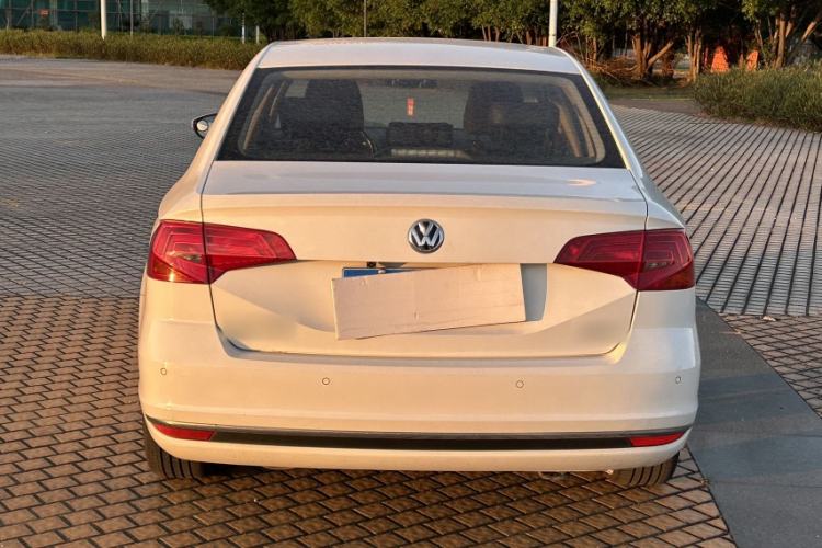 Used Volkswagen Bora 2017 1.6L Automatic Comfort Model
