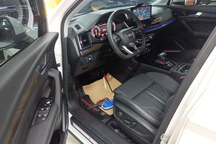 Used Audi Q5L 2022 45T Luxury Dynamic Model
