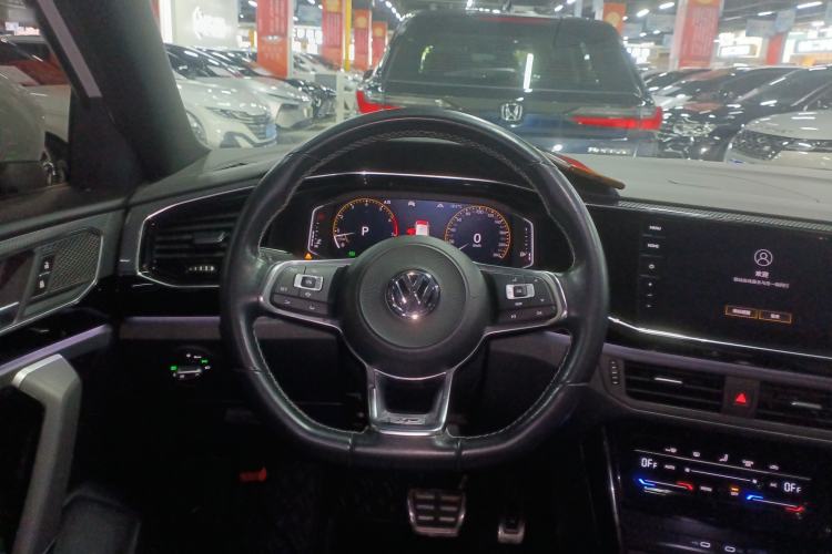 Used Volkswagen Tayron 2020 380TSI All-Wheel Drive R-Line Connected Version
