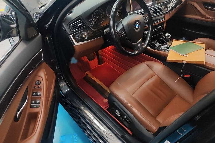 Used BMW 5 Series 2014 528Li Leading Model