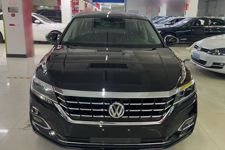 Used Volkswagen Passat 2020 330TSI Luxury Edition China VI