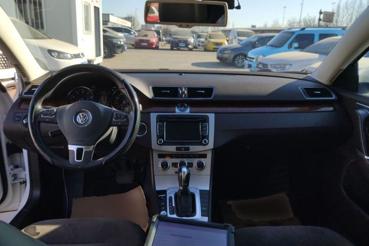 Used Volkswagen Magotan 2012 Travel Edition 2.0 TSI Comfort Version