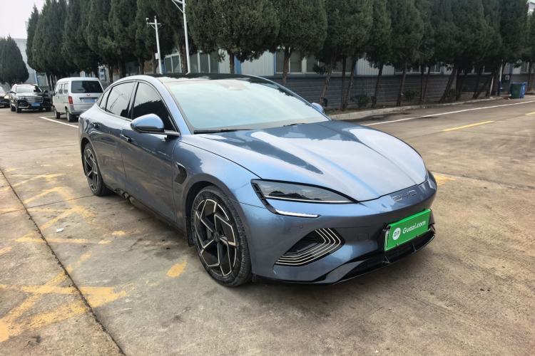 Used BYD Seal 2022 700 km Long-Range Rear-Wheel-Drive Version
