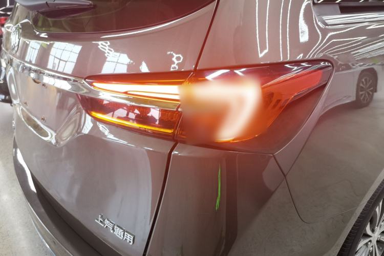 Used Buick GL8 2022 Land Cruiser Executive Class 652T Comfort Model
