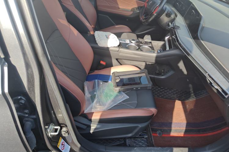 Used Changan Eado 2023 Changan Edition PLUS Blue Whale NE 1.4T GDI DCT Prestige Version
