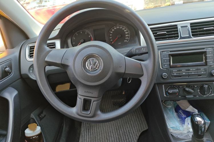 Used Volkswagen Santana 2015 1.6L Automatic Comfort Edition
