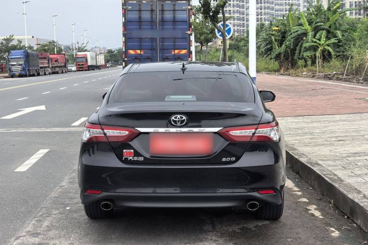 Used Toyota Camry 2021 2.0G Luxury Edition
