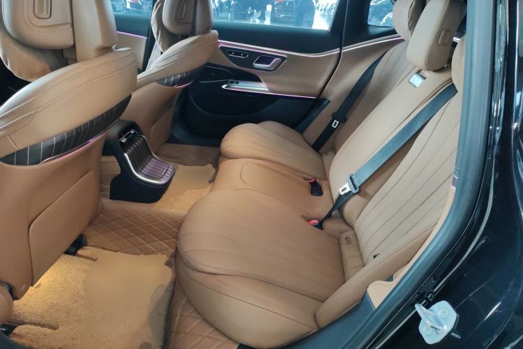 Used Mercedes-Benz E-Class New Energy 2024 E 350 e L Plug-in Hybrid Sedan
