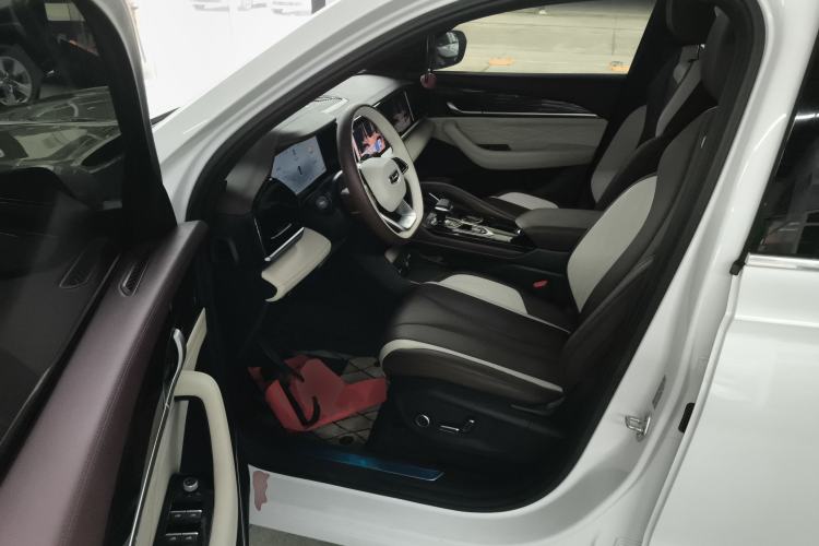 Used Geely Auto Monjaro L 2024 2.0TD High-Power Automatic Two-Wheel Drive Yunqi Version