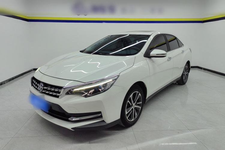 Used Venucia D60 2019 100 000 Honor 1.6L XL CVT Chenku Edition China VI Standard
